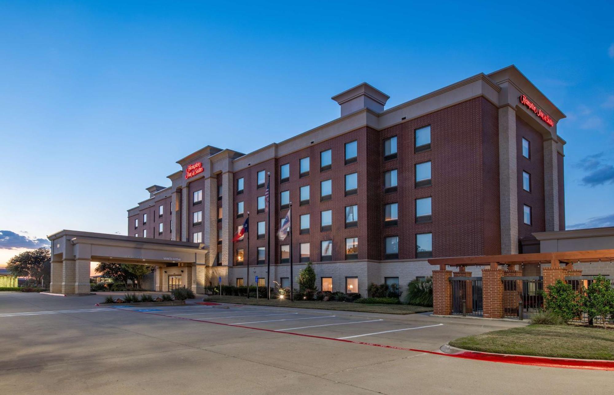 Hampton Inn & Suites Dallas-Allen Exterior photo